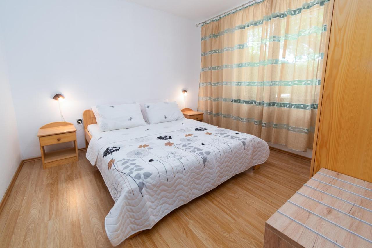 Apartments By The Sea Punat, Krk - 5351 Экстерьер фото
